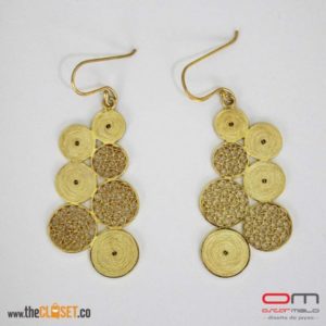 om_joyas_thecloset_01_aretes_7_bolas_doradas_01-491x491